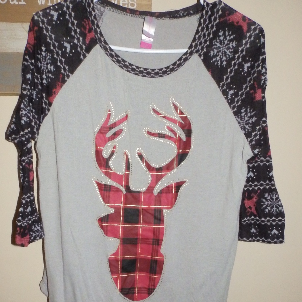 Seasonal deer shirt